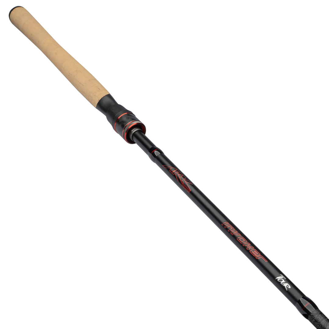 Invoker W Series 7'MH-Spinning